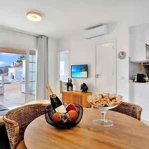Silvic Serenada Apartment